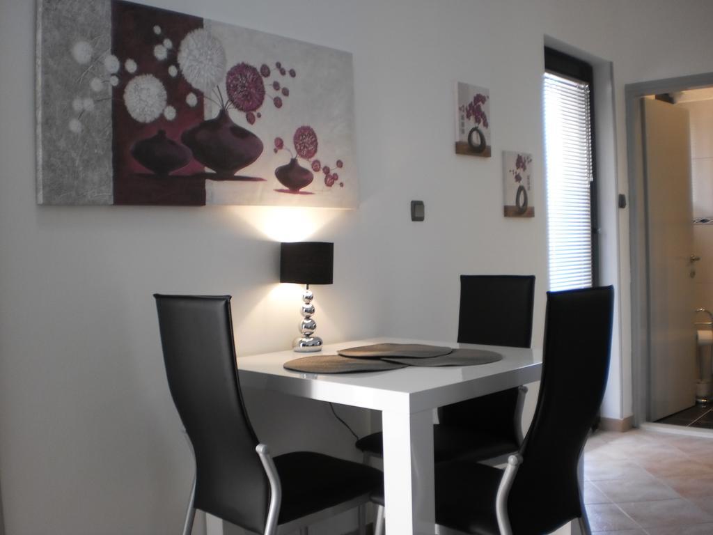 Apartment Dalmatino Split Exterior foto